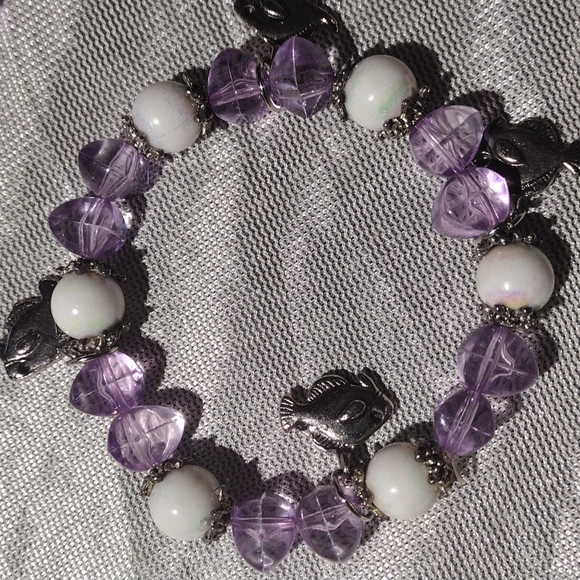 3 women fish charm bracelet - Picture 2 of 3